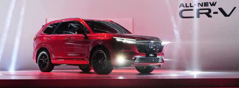 ▲全新CR-V e:HEV RS车款,搭载2.0升 e:HEV混动系统,提供184PS马力及335Nm扭力最大输出。
