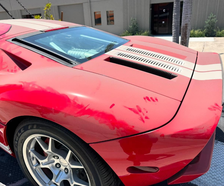 Ford GT