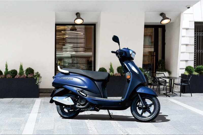 125-scooter180925_A.png