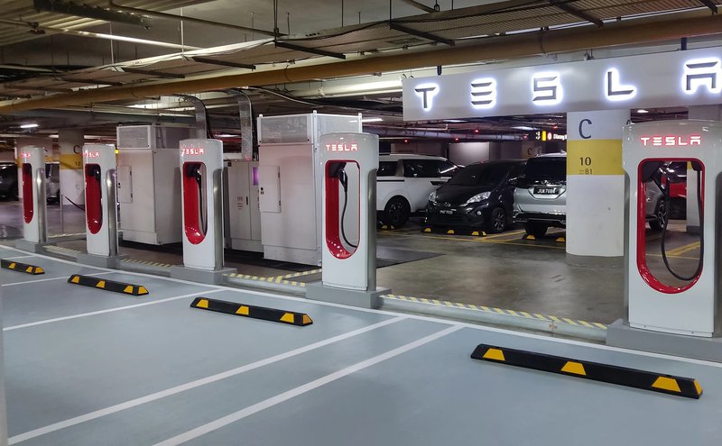 20230910_EV-Car-market_Tesla_Supercharger_Pavilion_KL_Parking-1.jpg
