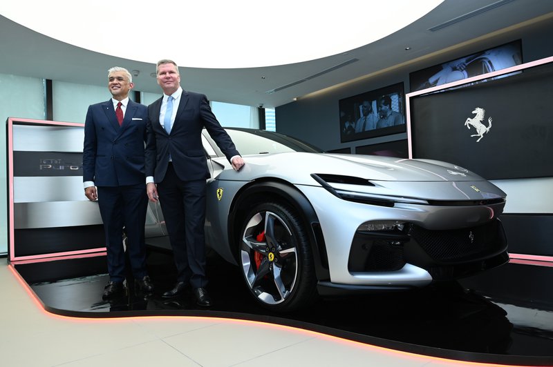 20231122_Ferrari Purosangue_01.jpg