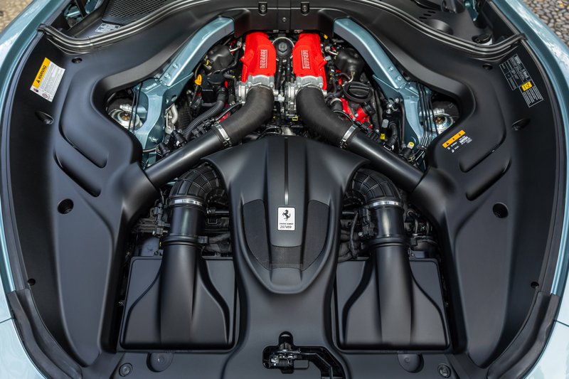 20231123_Ferrari Roma Spider_13.jpg