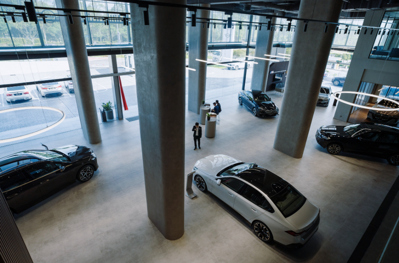 20231125_BMW_Millennium Welt_13.png