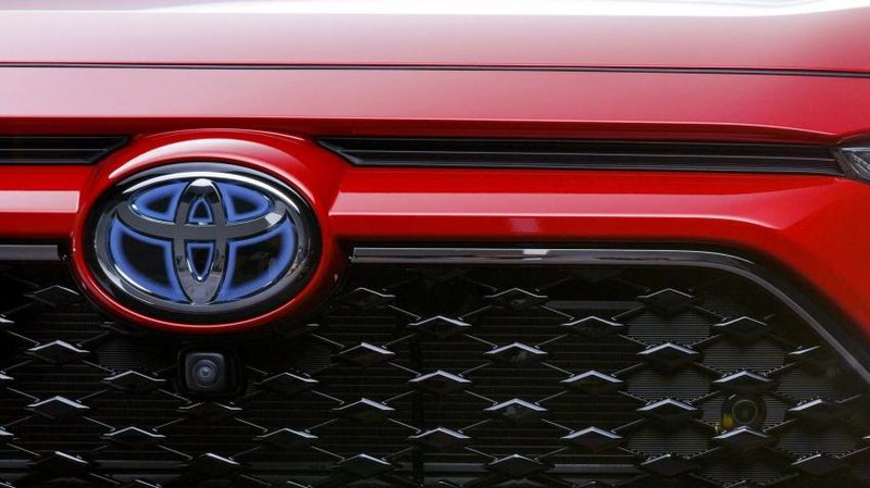 ▲原本以蓝色光环厂徽代表Toyota Hybrid车款的模式将取消。