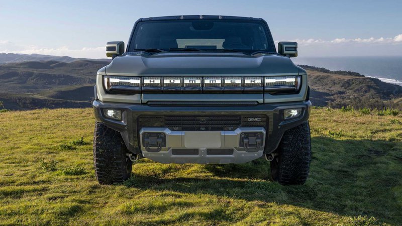 2024-gmc-hummer-ev-suv_08.jpg