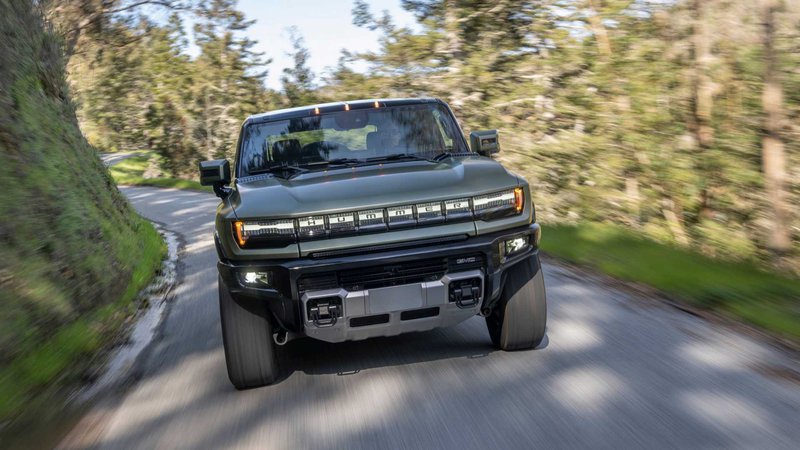 2024-gmc-hummer-ev-suv_10.jpg