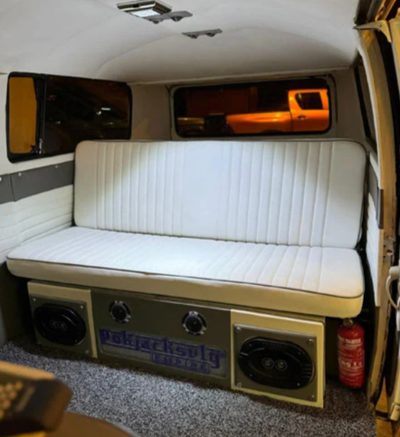 20240506 Volkswagen Kombi_03.png