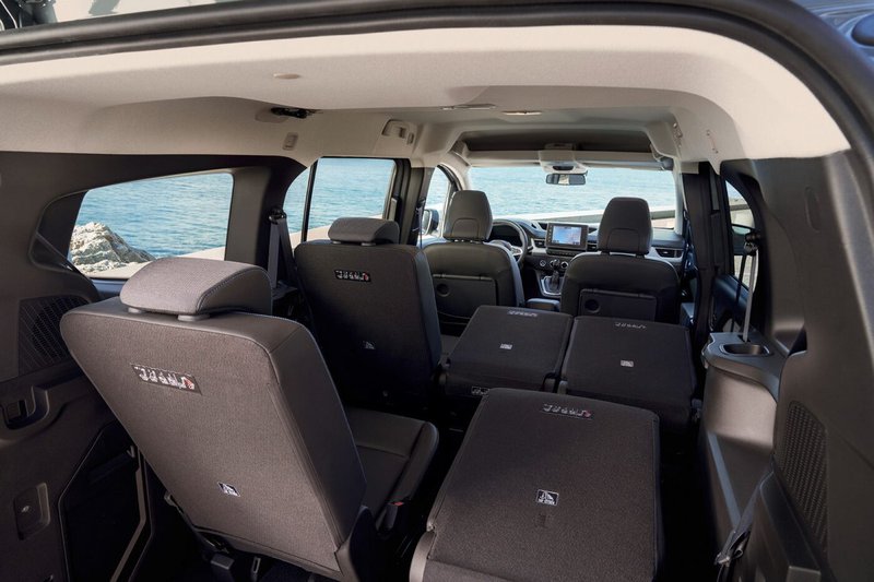 20240512 nissan-townstar-evalia_03.jpg