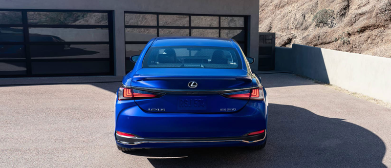 ▲Lexus ES