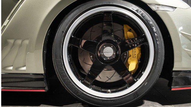 20241022Nissan R35 GT-Rs_08.jpeg