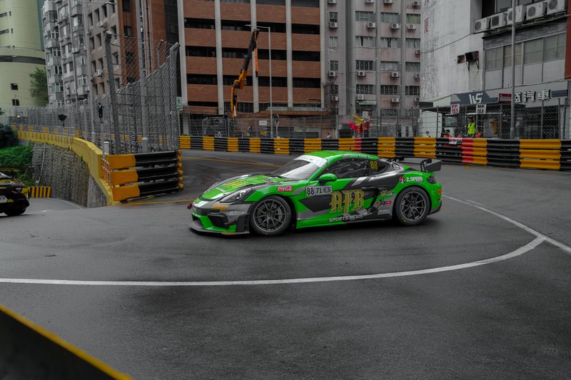 20241119_Leona Chin Macau GT4_04.jpg