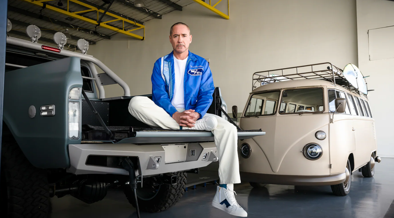 ▲为了串流平台节目《Downey’s Dream Cars》,Robert Downey Jr.将自己的Volkswagen T1改造成电动车。”