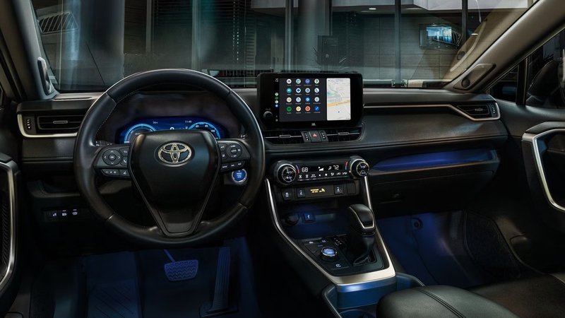▲现行版TOYOTA RAV4驾驶座设计。