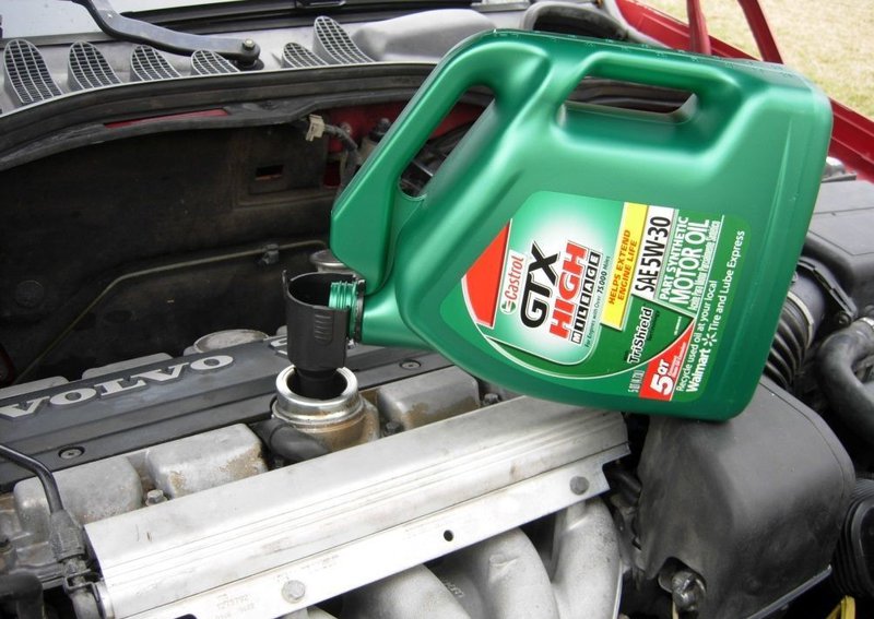 20241223 Engine-Oil_06.jpg