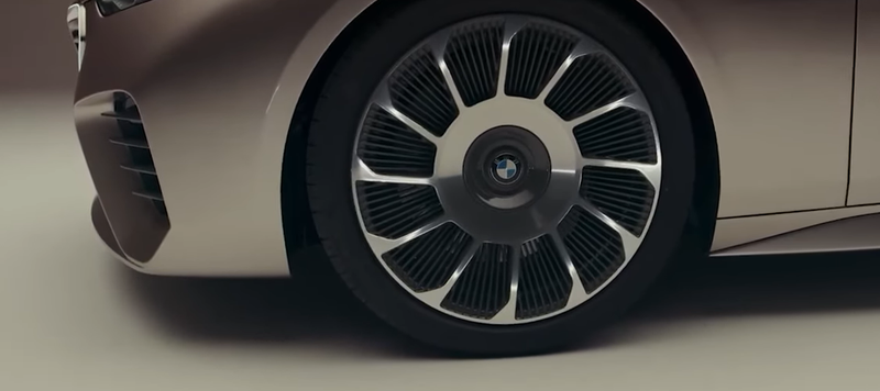 20250127BMW Concept Skytop_05.png