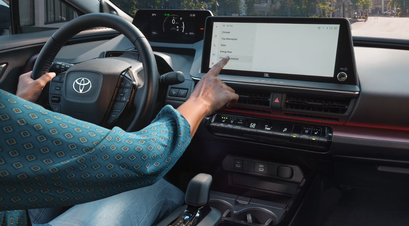 20250305_Toyota Prius PHEV 2025_ (9).png