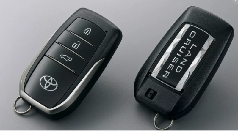 20250417-TOYOTALANDCRUSIER300-1 (8).png