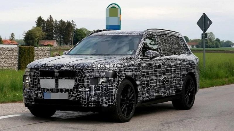 ▲BMW 正式启动新一代 X7 开发，测试车首度曝光。