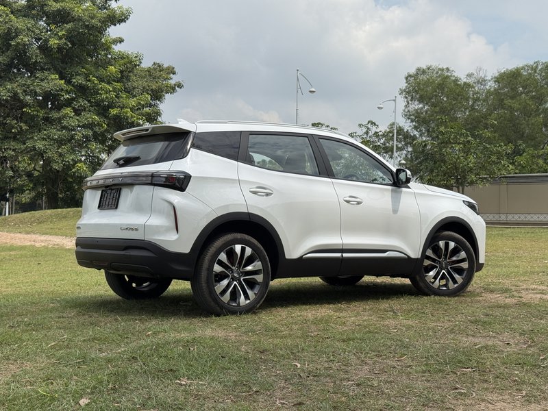 20250612_Chery Tiggo Cross 1.5 Turbo_01.jpg
