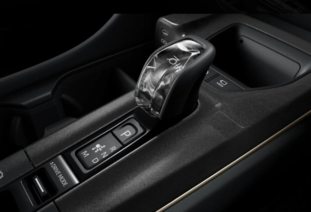 20250618_Toyota Crown SE (10).png