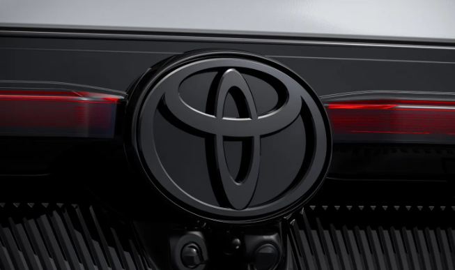 20250618_Toyota Crown SE (7).png