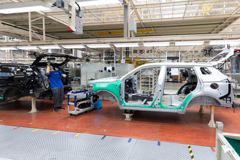 20250621 UK car production collapses _03.jpg