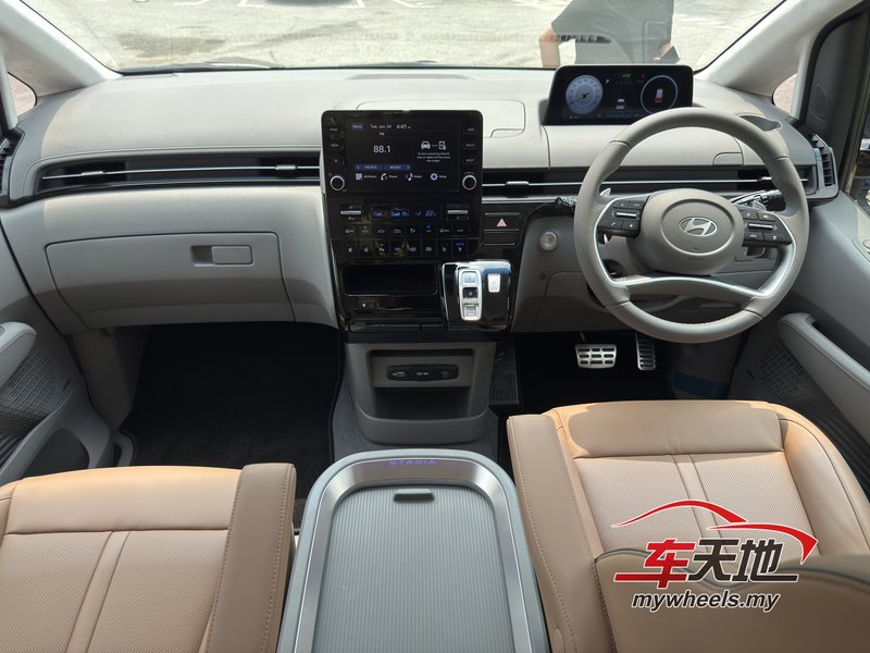 20250624 Hyundai Staria_10.jpg