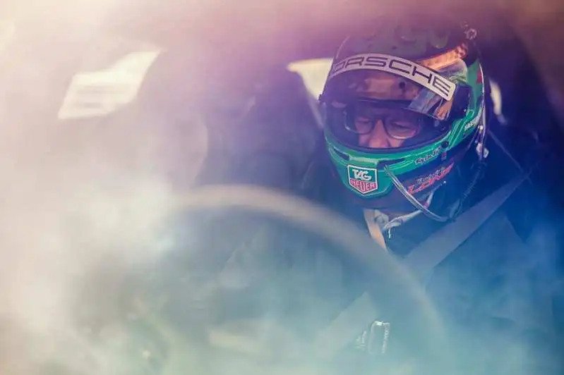 ▲Patrick Long驾驶Taycan Turbo GT,在美国Road Atlanta赛道跑出1分27.1秒的惊人单圈成绩。