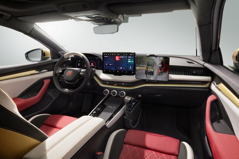 20250629_Skoda Superb Combi (9).jpg