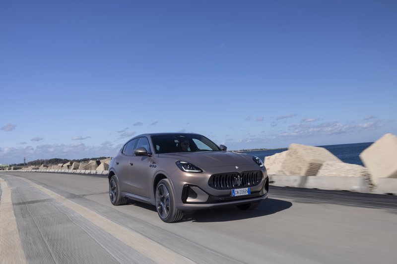 20250701 Maserati Grecale Rame Folgore_02.jpg