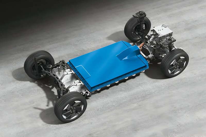 20250707 Maruti e Vitara Japan Exports battery.jpg