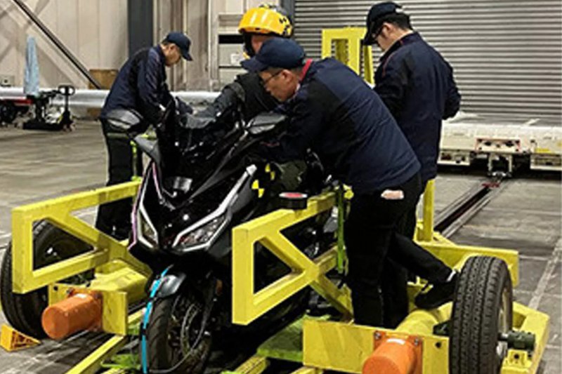 20250707 Toyoda Gosei Motorcycle Airbag 02.jpg