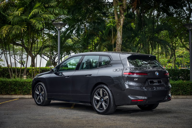 ▲BMW iX xDrive45 Sport
