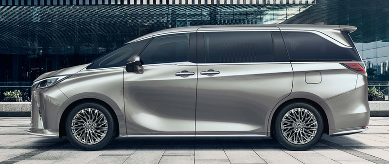 20250725_Lexus LM_02.png