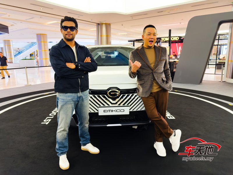 ▲二位品牌大使Remy Ishak（左）与林德荣携手诠释GAC马来西亚的品牌精神。
