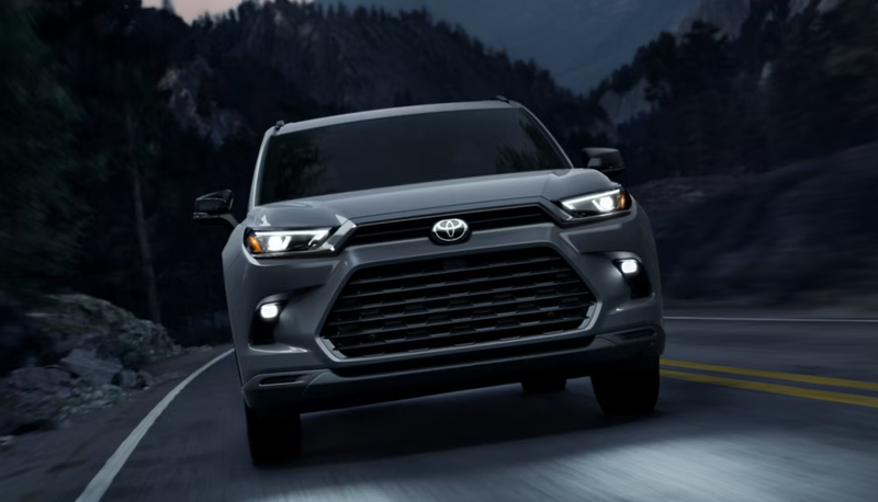 ▲尺码更大的 Grand Highlander 预计于 2027 年迎来新一代车型。