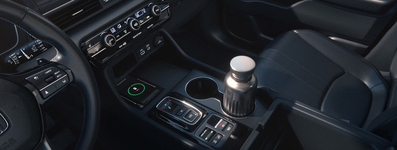 ▲现行款 Honda Pilot 内装展示。