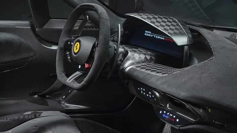 20250823-FERRARI- (2).jpg