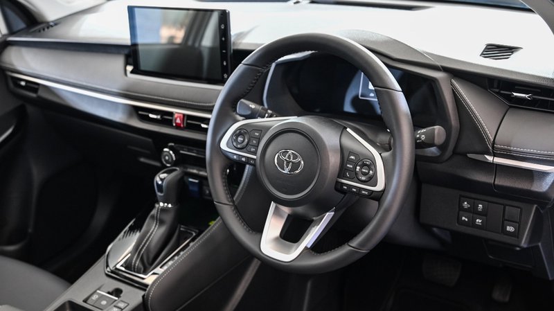 ▲Toyota Vios HEV Premium 车型内装细节展示。