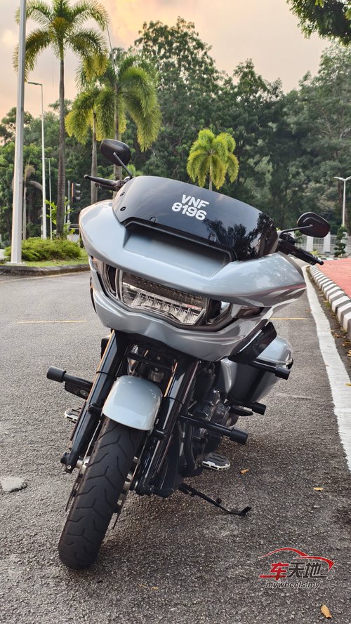 2025084_Harley-Davidson Road Glide_FE250821lckZ02.jpg