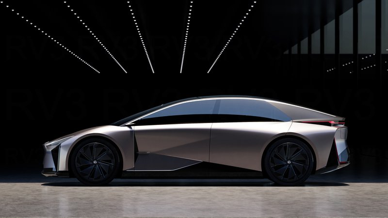 20250906-LEXUSZFLC- (5).jpg