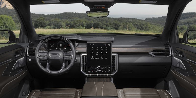 ▲GMC Acadia Denali Ultimate