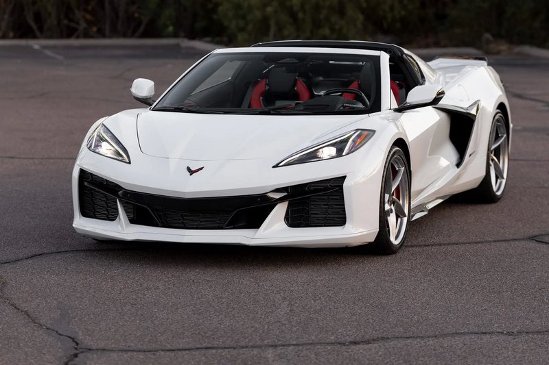 20250910 Chevrolet Corvette E-Ray_05.jpg
