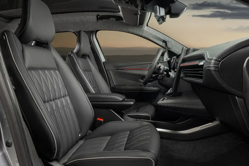 20250923 Mitsubishi Eclipse Cross_05.png