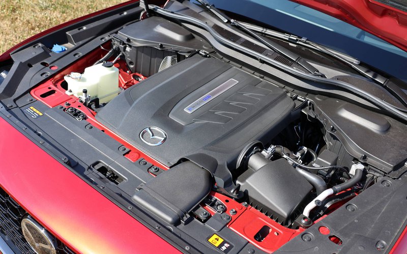 20250924-mazda-cx-90_02.jpg