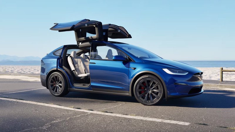 20250924 tesla-x-suv-02.jpg
