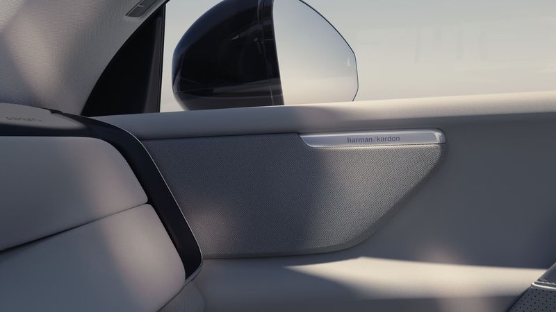 20250925 VOLVO XC70_08.jpg