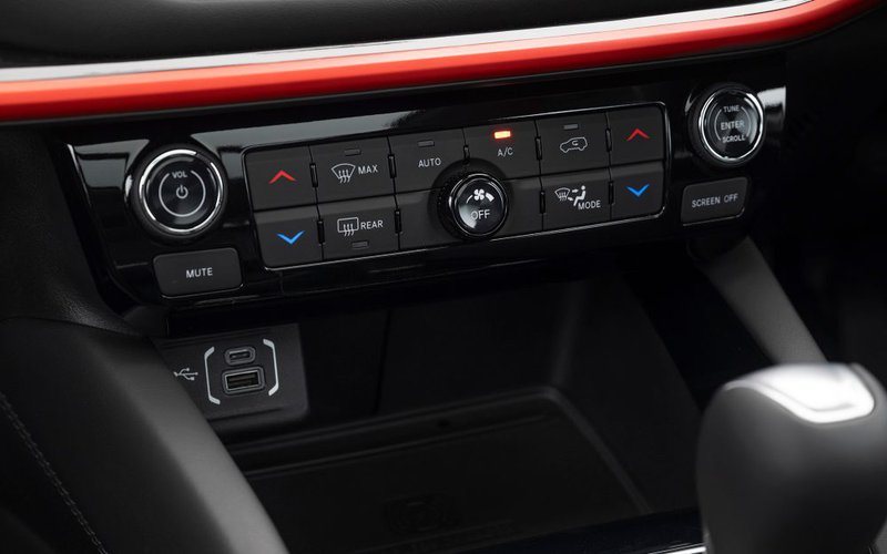 20251001_Jeep Commander Trail Edition (8).jpg