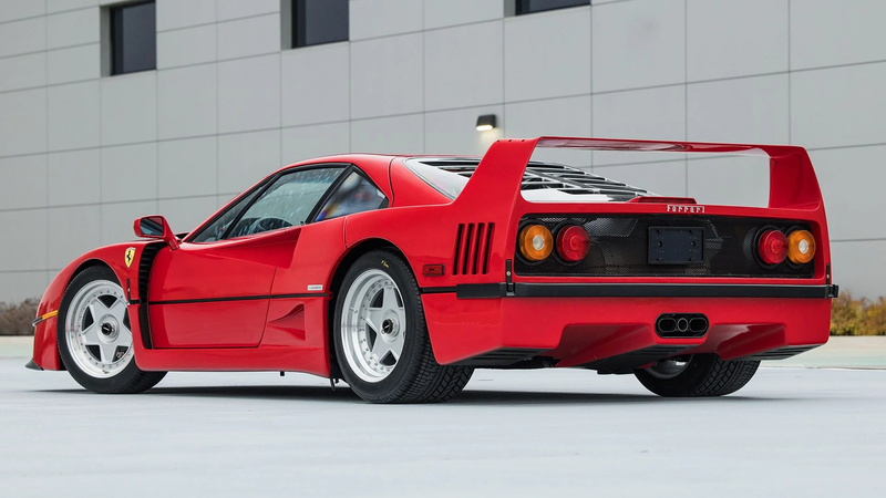 20251001_ferrari-f40_B.png
