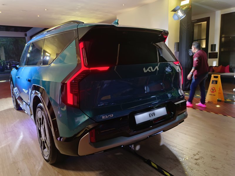 240503_KIA EV9 (10).jpg
